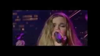 Joss Stone - Victim of a Foolish Heart (Austin City Limits 2004 show)