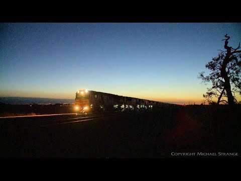 PM9 Freight Train With Quad SCT Class Diesel Locomotives - PoathTV Australian Railways