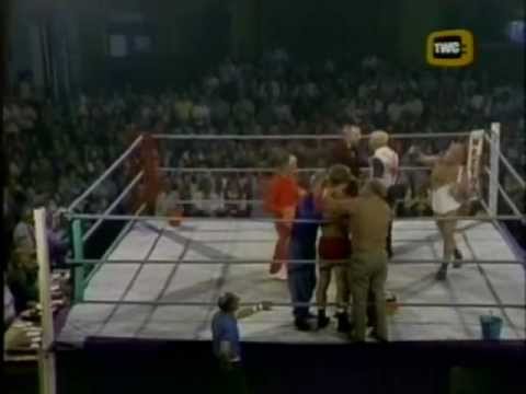 Alan Dennison vs. Dynamite Kid - World of Sport