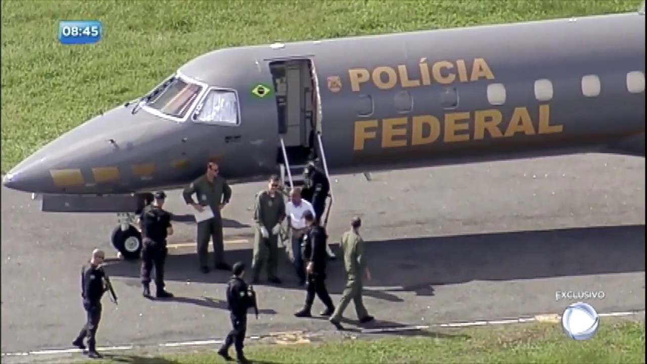 Exclusivo: em interrogatório, Beira-Mar passa mal e diz não ter dinheiro