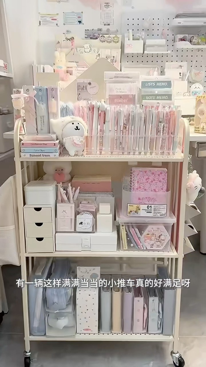 Transformasi kamar K-pop yang imut! 🎀✨ Siap bawa nuansa Korea ke ruangmu?