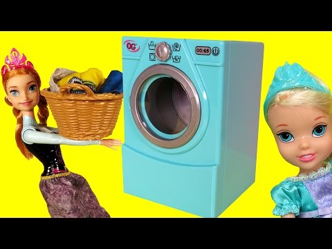 WASHER ! Laundry - Elsa & Anna toddlers -  Foam - Mess - Soap