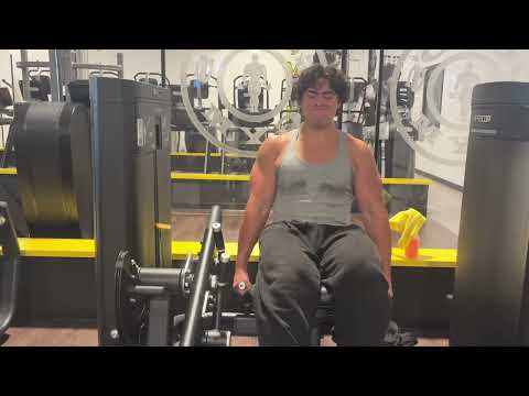 THE CUT DAY 9 - Breakfast + Legs