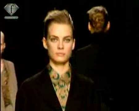 fashiontv | FTV.com - DRIES VAN NOTEN FW PARIS WOMEN 06/07