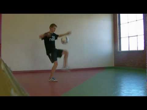 Freestyle Football Euro 2012 - Emil Källdoff (Sweden)