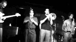 Avishai Cohen - 'Handsonit' live (Jazz Standard, New York)
