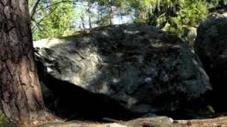 preview picture of video 'Bouldering: Nyckelviken, Nacka (TimeLapse 090513)'