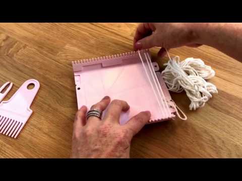 download lagu mp3 mp4 Clover Mini Weaving Loom, download lagu Clover Mini Weaving Loom gratis, unduh video klip Clover Mini Weaving Loom