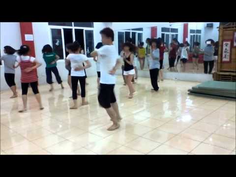 Revolver.808 Dance Community.Thang10.2012.wmv