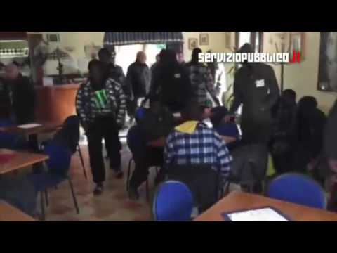 Policja zmusiła 80 latka do przyjęcia 