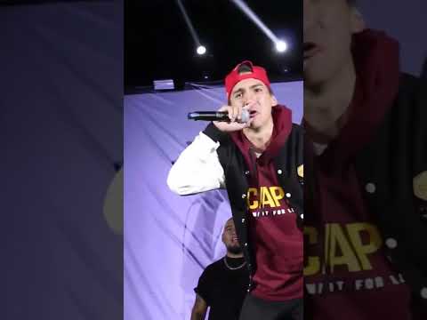 KLIBRE vs DJANGO - Cuartos - Red Bull Batalla de los Gallos Perú 2016 [FREESTYLE]