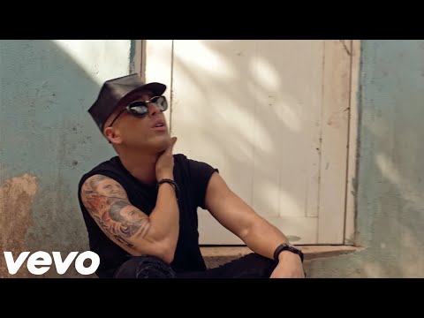 Wisin & Yandel - Entre sombras (Music Video)