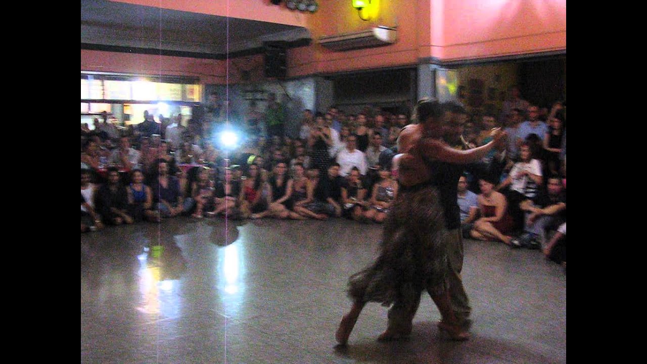 VIRGINIA PANDOLFI y JONATAN AGUERO en Viva La Pepa Milonga (2/3)