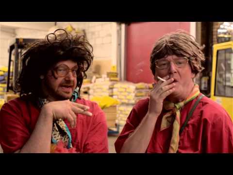 XL Bygg - Städtanterna i virkeshallen