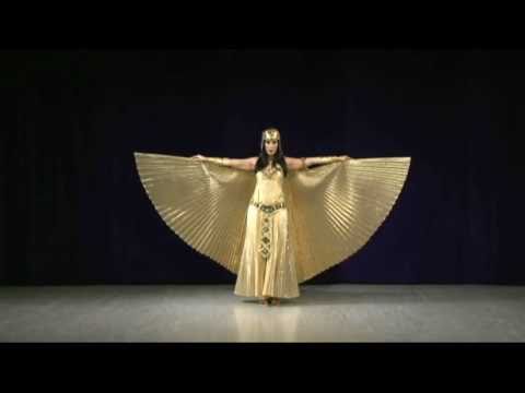 BEAUTIFUL EGYPTIAN DANCER LAYLA TAJ