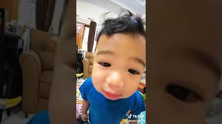 Download lagu Abe ada tamu balu,siapa ya?😀#abe#baby#funny#foryou#funnyshorts#abecekut#abedaily#babyboy#viralshorts mp3