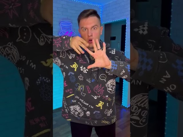 Vídeo relacionado con Trucos de Magia Dedo Pulgares Brillantes Punta de luz Accesorio mágico Dedo Falso para el Color al Azar de Fiesta.
