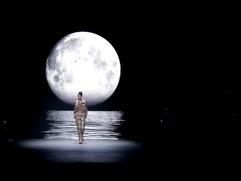 SIS by Spijkers en Spijkers | Fall Winter 2016/2017 Full Fashion Show | Exclusive