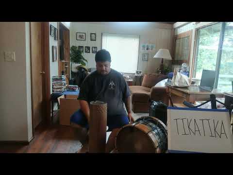 Tahitian Drum Beats - Tikatika (Toere w/ Tari Parau)