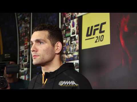 Chris Weidman UFC 210 Open Workout Scrum - MMA Fighting