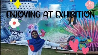 ENJOYING AT EXHIBITION #trending #easycut