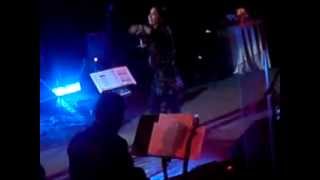 por una mujer casada-ANA GABRIEL EN VIVO.