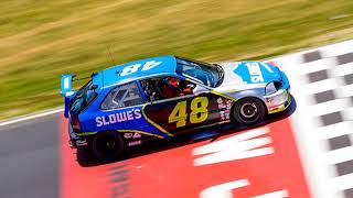 24 Hours of Lemons at NHMS Race Day 2