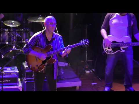 Larry Carlton Quartet - Verviers, Spirit of 66 25.3.2016 "Room 335"