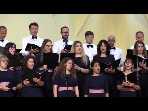 Corul Crescendo - Cand privesc spre cerul slavei