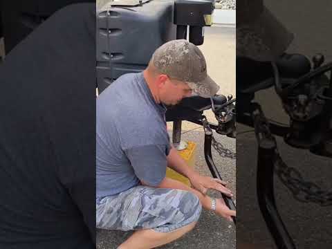 How To Install A Weight Distribution Hitch The Easy Way #camper #truck #nissantitan #hitch #tow