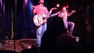 Rob Deez Featuring Josh Damigo, Bicycle Song