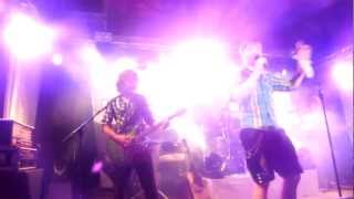 Music video thumbnail preview for Dorfrocker - Ich find mein Schlafzimmer nicht mehr by Dorfrocker