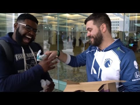 Surprising Smashers with FREE FOOD at The Big House 9