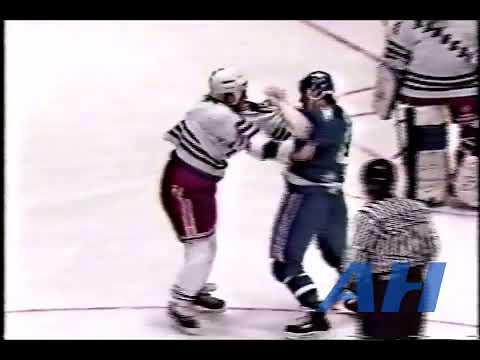 NHL Nov. 2, 1989 New York Rangers v Quebec Nordiques (R) Randy Moller v Ken McRae