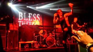 Against The Waves - Blessthefall(Carioca Club)2015