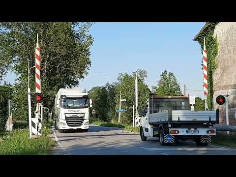Level crossing #12/2- Pegolotte - Via Rebosola (Gorne) #levelcrossing