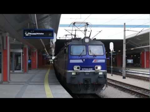 EP09-008 ze składem EIC 3108 SAWA