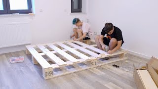 Wir bauen sein Bett aus Paletten