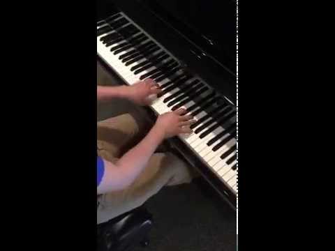 Esteban Alvarez plays "Pampa", by Jesús Bonilla y Aníbal Rení.