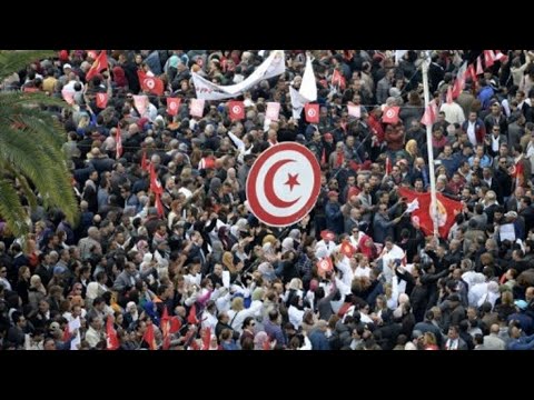 تونس إضراب في القطاع العام احتجاجا على رفض الحكومة رفع الأجور