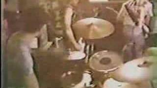 The Weirdos - "Solitary Confinement" (Live Clip)