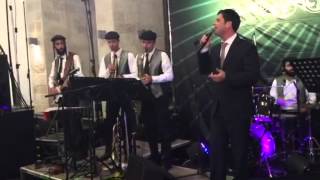 אבי מילר & מוישי רוט ותזמורת "המנגנים" בביצוע מרהיב