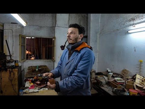 Dying breed: Tunisian crafts smoking pipes from briar wood