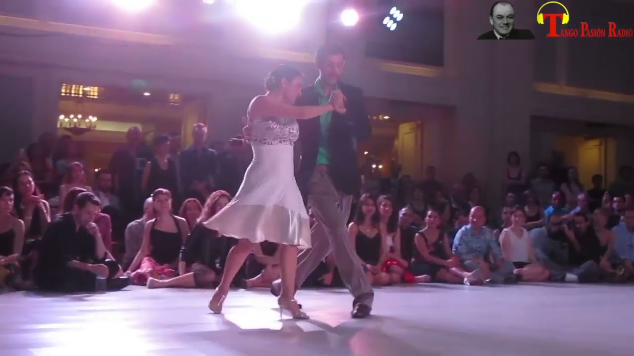 Video thumbnail for LA CARA DE LA LUNA Francisco Canaro Dir. Quinteto Pirincho Ballano: Dana Frigoli - Adrian Ferreyra