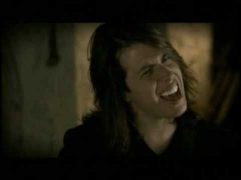 MAURICIO RIVERA - Tu Castigo - Video oficial @RIVERAMAO