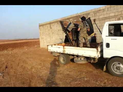 التصدي لقوات النظام التي تحاول التقدم في قرية الكم  في ريف حمص الشمالي بواسطة رشاش 14.5 من قبل كتائب ابن الوليد