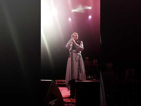 Sinead O'Connor AKA Shuhada' Sadaqat - Hold back The Night (2019-10-27 vicar Street)