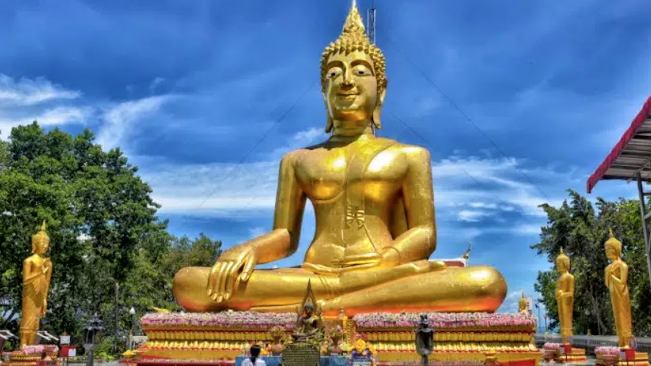 Embark on a captivating virtual journey through Wat Phra Yai.