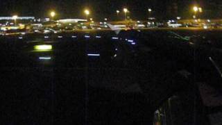 preview picture of video 'Night Landing Zurich Airport - Nachtlandung Zürich Flughafen'