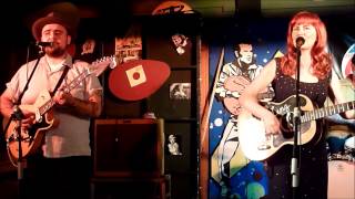 Kim Lenz & the Jaguars @ Cruise Inn (4)